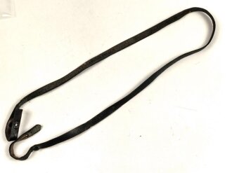 Trageriemen für ein Fernglas. Schwarzes Leder,...