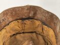 Heer, Schirmmütze für Mannschaften der Kavallerie. Kopfgrösse 57. Getragenes Stück, etliche Mottenaufrauhungen, sonst in gutem Gesamtzustand