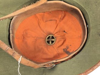 Tropenhelm Wehrmacht, oben leicht eingedrückt, Kopfgrösse 56