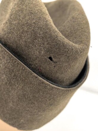 Reichsarbeitsdienst, Mütze für Mannschaften  Das Schweißleder angefressen, insgesamt leicht deformiert, sonst gut, Kopfgrösse etwa 57