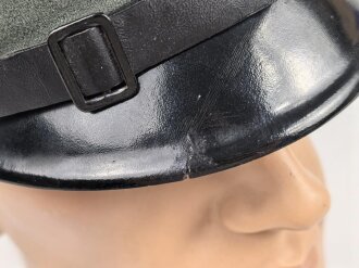 Reichswehr, Schirmmütze für Mannschaften der Pioniere. Leicht getragenes Stück in gutem Gesamtzustand, Kopfgrösse 55
