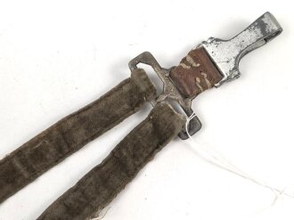 Gehänge zum Dolch für Offiziere des Heeres. Stark getragen, modifiziert