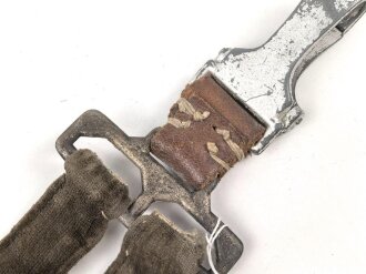 Gehänge zum Dolch für Offiziere des Heeres. Stark getragen, modifiziert
