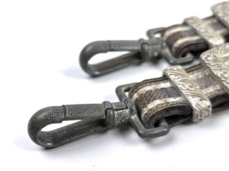 Gehänge zum Dolch für Offiziere der Luftwaffe, getragenes Stück