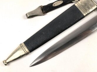 Fliegerdolch für Angehörige des Deutschen Luftsport Verband DLV. Die Klinge von SMF Solingen. Die Belederung Original, die Hakenkreuze vollständig emailliert.  Attraktives Stück