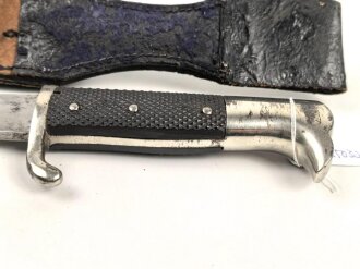 Preussen vor 1. Weltkrieg, Kurzes Seitengewehr KS98 eines Angehörigen der Garde. Aufpflanzbares Stück von Eickhorn Solingen, der Gardetsren wackelt minimal. Im Lacklederkoppelschuh.