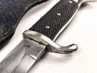 Preussen vor 1. Weltkrieg, Kurzes Seitengewehr KS98 eines Angehörigen der Garde. Aufpflanzbares Stück von Eickhorn Solingen, der Gardetsren wackelt minimal. Im Lacklederkoppelschuh.