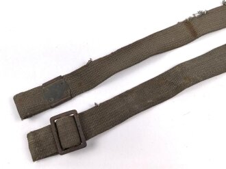 Trageriemen für einen Laufbehälter der Wehrmacht, getragenes Stück
