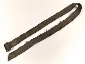 Teil eines Trageriemen für einen Laufbehälter der Wehrmacht, getragenes Stück
