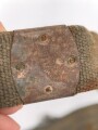 Teil eines Trageriemen für einen Laufbehälter der Wehrmacht, getragenes Stück
