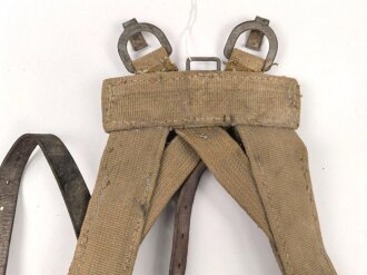 A-Rahmen Wehrmacht. Ungereinigtes Stück in gutem Gesamtzustand, Leder weich