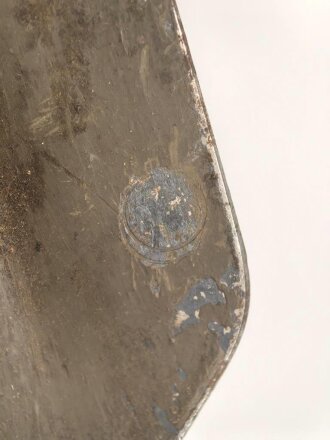 Klappspaten Wehrmacht, von der norwegischen Armee überlackiertes Stück, daher keine Stempelung erkennbar