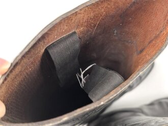 Paar Stiefel für Offiziere der Wehrmacht. getragenes Paar, ungereinigt, Sohlenlänge 31cm