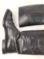 Paar Stiefel für Offiziere der Wehrmacht. getragenes Paar, ungereinigt, Sohlenlänge 31cm