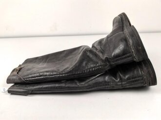 Paar Stiefel für Unteroffiziere der Wehrmacht. getragenes Paar, ungereinigt, Sohlenlänge 30cm