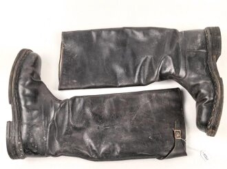 Paar Stiefel für Unteroffiziere der Wehrmacht. getragenes Paar, ungereinigt, Sohlenlänge 30cm