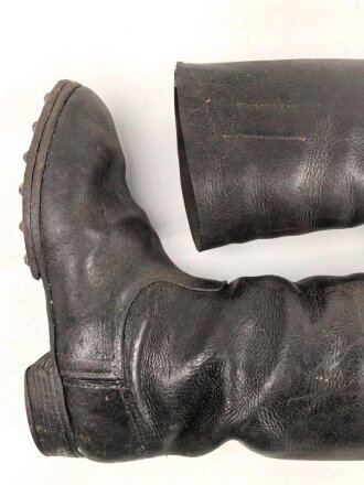 Paar Stiefel für Mannschaften der Wehrmacht. getragenes Paar, ungereinigt, Sohlenlänge 31cm