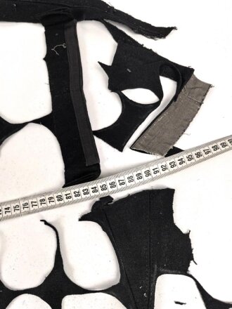 Konvolut Reste von Uniformtuch Panzertruppe / NSKK / Deutsches Jungvolk. Ideal zum Reparieren von kleineren Fehlstellen