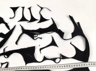 Konvolut Reste von Uniformtuch Panzertruppe / NSKK / Deutsches Jungvolk. Ideal zum Reparieren von kleineren Fehlstellen