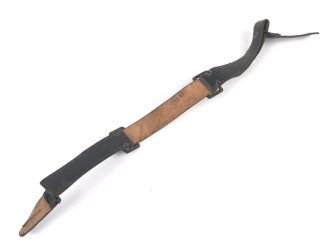 Lackleder Riemen für eine Schirmmütze für Mannschaften III.Reich. Ungereinigt. Gesamtlänge 31,5cm