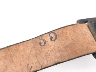 Lackleder Riemen für eine Schirmmütze für Mannschaften III.Reich. Ungereinigt. Gesamtlänge 31,5cm