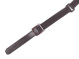 Brauner Riemen aus Ersatzmaterial für eine...