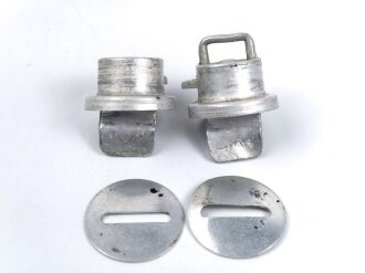 Zwei Stück Sturmriemenbefestigung  für ein Polizei Tschako III.Reich. Leichtmetall