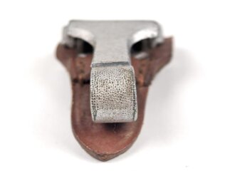 Ersatzteil für einen Querriemen Luftwaffe