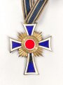 Ehrenkreuz der Deutschen Mutter in gold. Defektes Stück, am langen Band, im Verleihungsetui von Türk´s Witwe, Wien