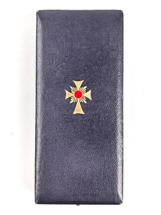 Ehrenkreuz der Deutschen Mutter in gold. Sehr guter Zustand, am langen Band, im Verleihungsetui von Zimmermann Pforzheim