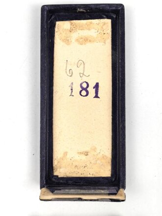 Verleihungsetui zum Ehrenkreuz der Deutschen Mutter in gold. defekt