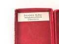 Treudienst Ehrenzeichen für 25 Jahre. Guter Zustand, am Band mit Tragenadel. Im Etui von " Friedrich Keller Metallschmuckfabrik Oberstein"