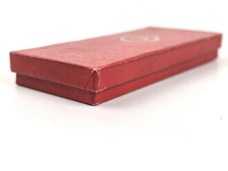 Treudienst Ehrenzeichen für 25 Jahre. Guter Zustand, am Band mit Tragenadel. Im Etui von "Souval Wien"