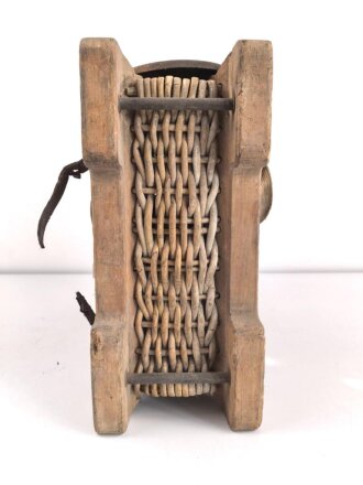 Transportkorb Wehrmacht für Kartuschen leichte Feldhaubitze 18, ungereinigtes Stück