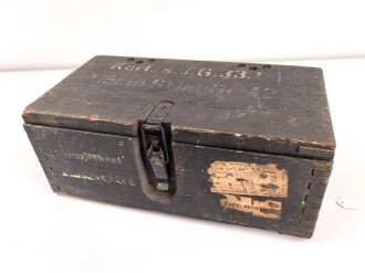 Transportkasten " Kartusche schweres Infanterie Gesc hütz 33 für 15cm Stielgranate 42"  Originallack, ungereinigt