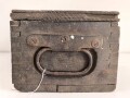 Transportkasten " Kartusche schweres Infanterie Gesc hütz 33 für 15cm Stielgranate 42"  Originallack, ungereinigt