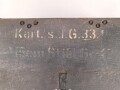 Transportkasten " Kartusche schweres Infanterie Gesc hütz 33 für 15cm Stielgranate 42"  Originallack, ungereinigt