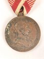 k.u.k. Österreich, bronzene Tapferkeitsmedaille , Franz Joseph I., an Dreiecksband