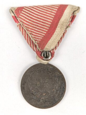 k.u.k. Österreich, bronzene Tapferkeitsmedaille , Franz Joseph I., an Dreiecksband