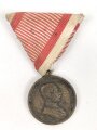 k.u.k. Österreich, bronzene Tapferkeitsmedaille , Franz Joseph I., an Dreiecksband