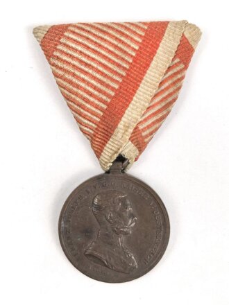 k.u.k. Österreich, bronzene Tapferkeitsmedaille , Franz Joseph I., an Dreiecksband