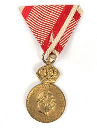 k.u.k. Österreich, Bronzene Militärverdienstmedaille "Signum Laudis" , Franz Joseph I. , an Dreiecksband