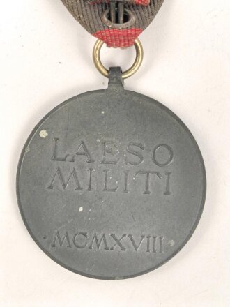 k.u.k. Österreich, Verwundetenmadaille 1916 Kaiser Karl, an Dreiecksband