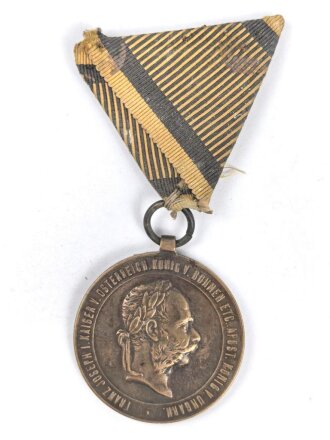k.u.k. Österreich, Kriegsmedaille 1873, an Dreiecksband