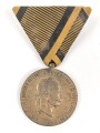 k.u.k. Österreich, Kriegsmedaille 1873, an Dreiecksband