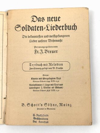 "Das neue Soldaten Liederbuch" Textbuch mit Melodien 2 stimmig, 80 Seiten, A6, Einband gerissen