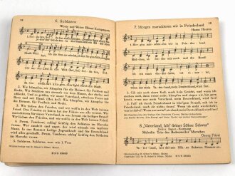 "Das neue Soldaten Liederbuch" Textbuch mit Melodien 2 stimmig, 80 Seiten, A6, Einband gerissen