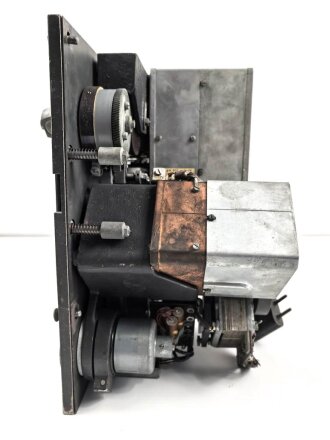 Tonschreiber B1 ( L ) Laufwerk , Ton.S. b1 ( L ) Wehrmacht. Hersteller jja  1944. Otiginallack, Funktion nicht geprüft