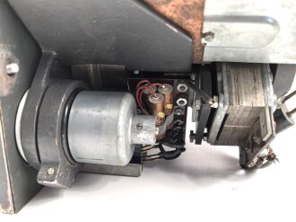 Tonschreiber B1 ( L ) Laufwerk , Ton.S. b1 ( L ) Wehrmacht. Hersteller jja  1944. Otiginallack, Funktion nicht geprüft