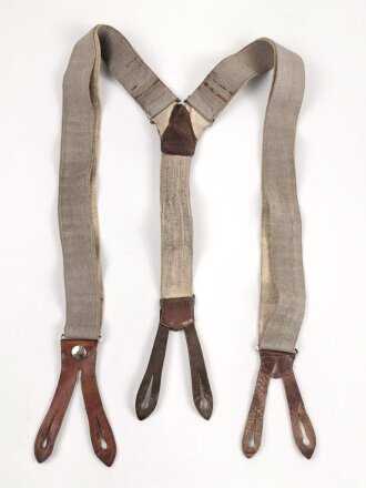 Hosenträger aus der Zeit des 2.Weltkrieg stark getragen